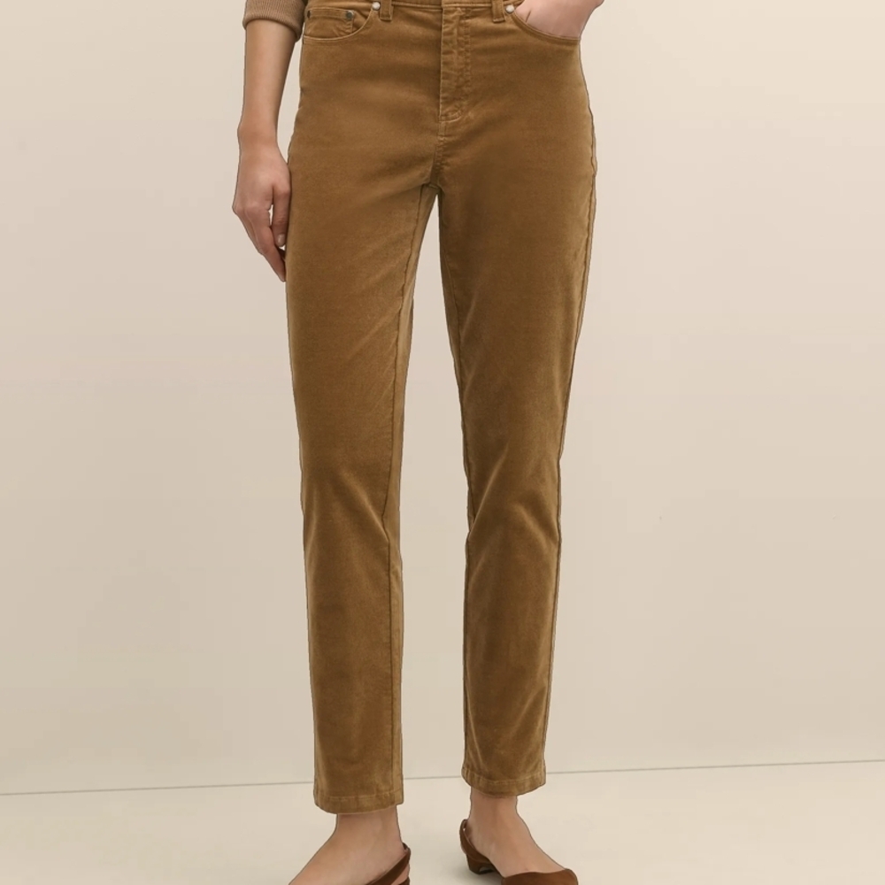 Brooks Brothers Women's Lucua Fit Corduroy